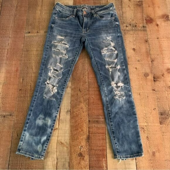 American Eagle Jegging Ankle super stretch  distressed jeans size 6 - Picture 1 of 9